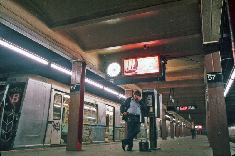 Illustration for article titled 37 Rare and Beautiful Images of the NYC Subway in the 1980s